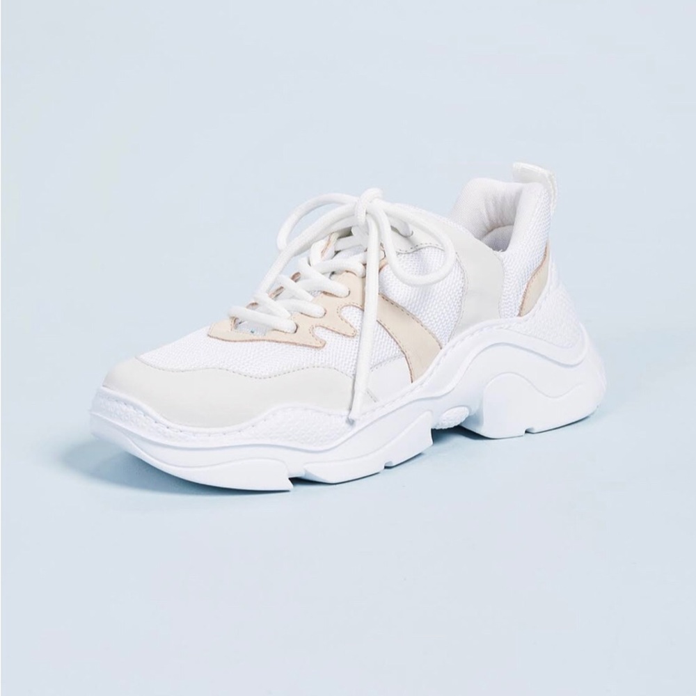 🔥Schutz  Leather Sneakers.🔥🔥🔥🔥🔥 - Picture 4 of 7